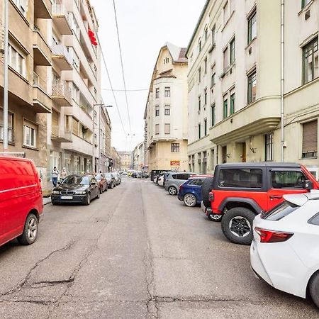 The Gem Apartment Budapeste Exterior foto