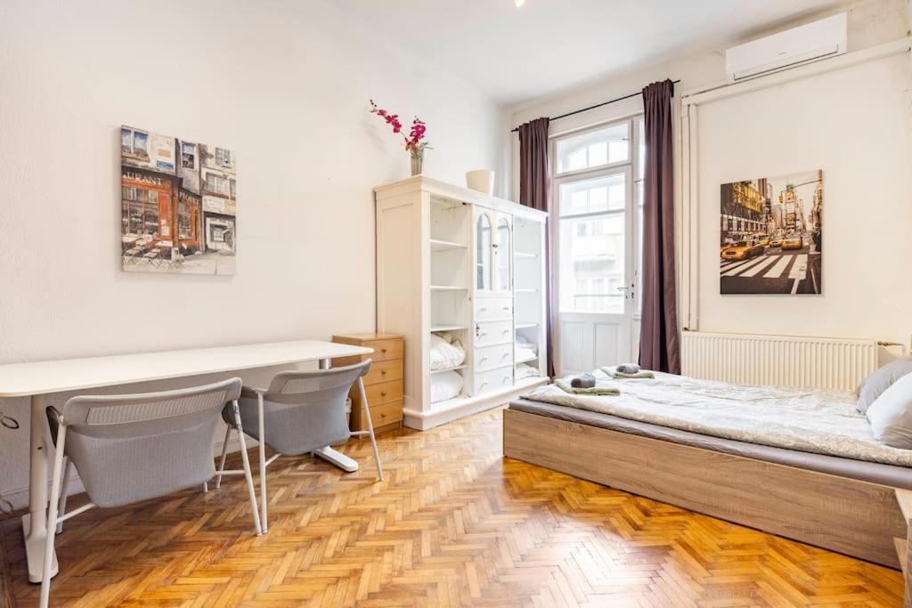 The Gem Apartment Budapeste Exterior foto